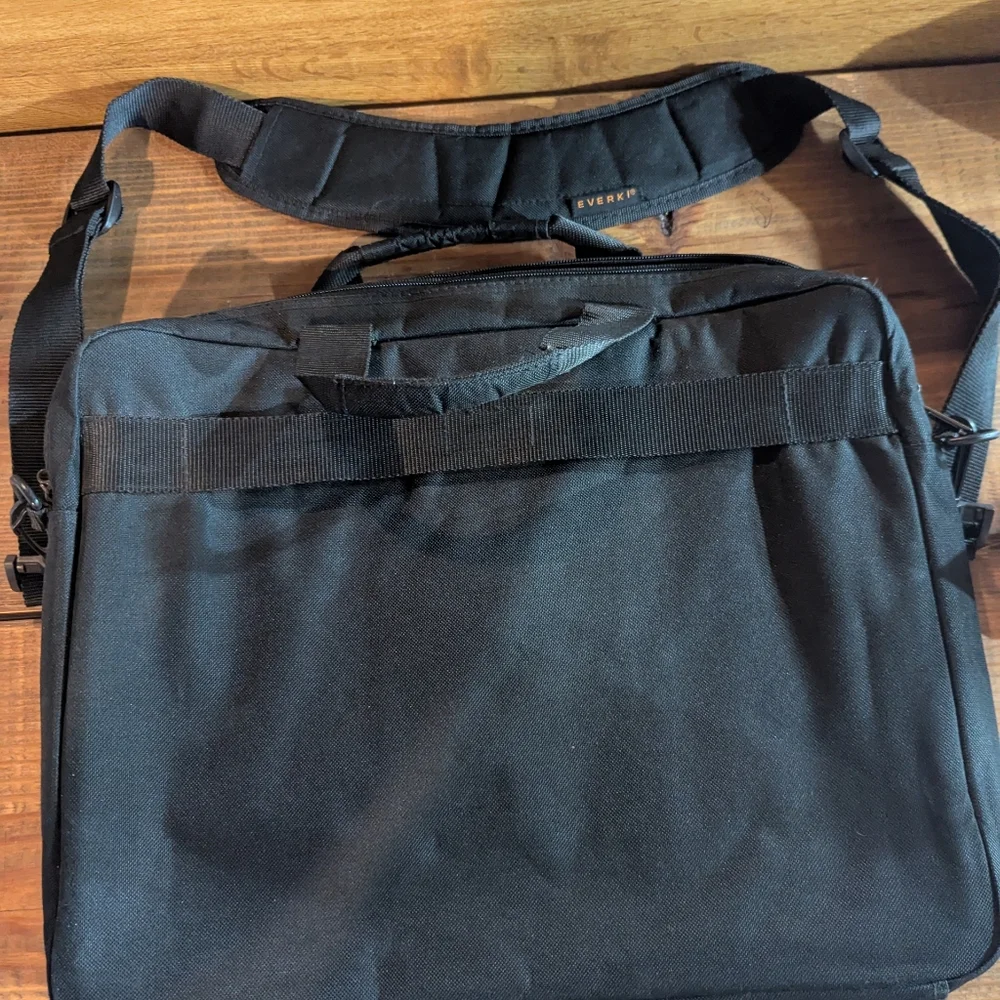 Everki laptop briefcase